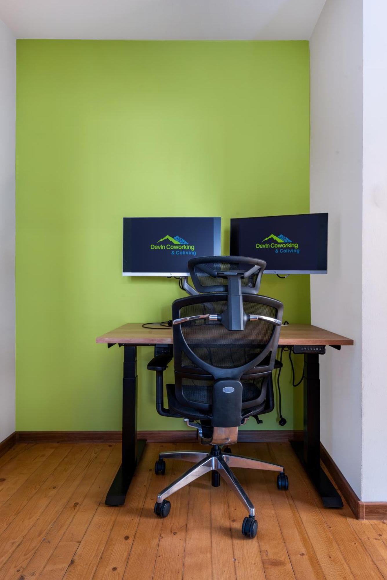 Appartamento Devin Coworking & Coliving Esterno foto